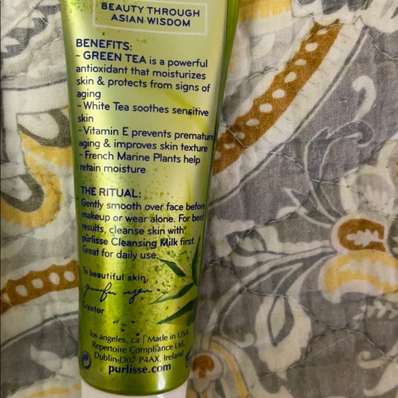 Murad clarifying cleanser & Purlisse Matcha primer - Picture 5 of 6